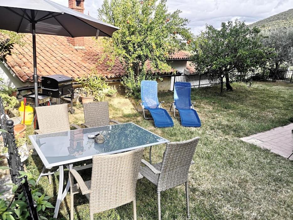 Appartma Katja Gabrovica pri Črnem Kalu Exterior photo
