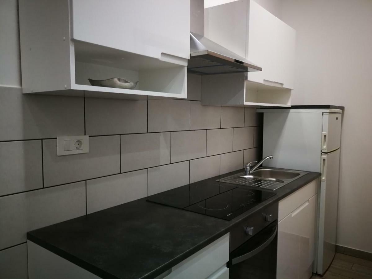Appartma Katja Gabrovica pri Črnem Kalu Exterior photo